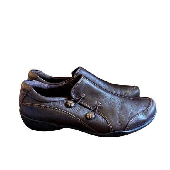 Taos 8.5 Encore Slip On Loafers $140 Casual Shoes Leather COMFORT Clogs Brown - Picture 3 of 7